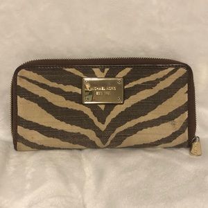 Zebra Michael KORS wallet. Used condition.